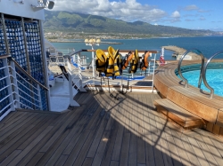 Sapphire Princess Splash Pool picture