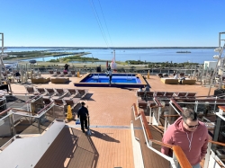 MSC Meraviglia Horizon Pool picture