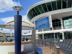 Adventure of the Seas Pool picture