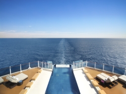 Norwegian Prima Haven Sundeck picture