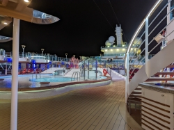 Regal Princess Fountain Pool picture