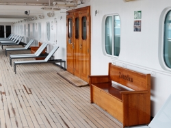 Zaandam Promenade Deck picture