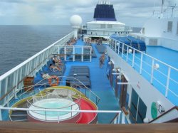 Norwegian Sun Sun Deck picture