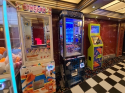 Explorer of the Seas Video Arcade picture