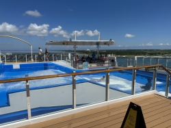 Independence of the Seas FlowRider picture