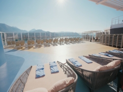 Norwegian Viva Sun Deck picture