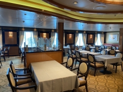 Regal Princess Concerto Dining Room picture