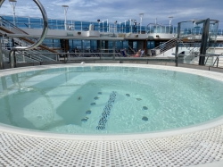 Regal Princess Fountain Pool picture