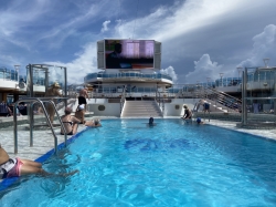 Regal Princess Fountain Pool picture