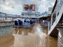 Regal Princess Fountain Pool picture