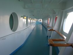 Norwegian Sun Promenade picture