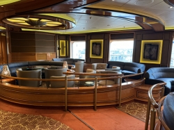 Regal Princess Vista Lounge picture