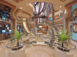 Explorer of the Seas Centrum picture