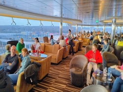 Sky Lounge picture