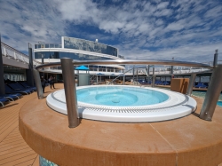 Norwegian Pearl Tahitian Pool picture