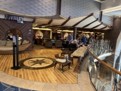 Harmony of the Seas Schooner Bar picture