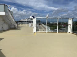 Norwegian Jade Sun Deck picture