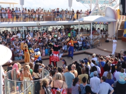 Disney Magic Goofys Pool picture