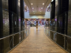 Oasis of the Seas Royal Promenade picture