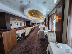 Oasis of the Seas Main Dining Room picture