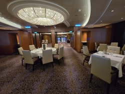 Oasis of the Seas Main Dining Room picture