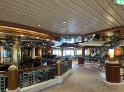 Coral Princess Crooners Bar picture