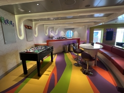 Disney Dream Vibe Teen Club picture