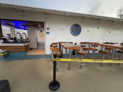 Norwegian Escape Waves Bar picture