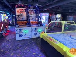 Norwegian Escape Video Arcade picture