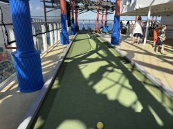 Norwegian Escape Mini-Golf picture