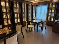 Norwegian Escape Library picture