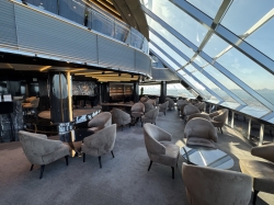 Top Sail Lounge picture