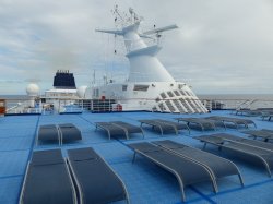 Norwegian Sun Sun Deck picture