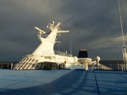 Norwegian Sun Sun Deck picture