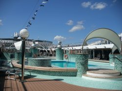 Le Grand Bleu Pool Area picture