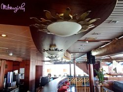 Norwegian Sky Spinnaker Lounge picture