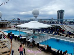 Norwegian Sun Pools picture