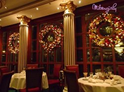 Norwegian Star Versailles Main Dining Room picture