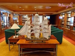 Norwegian Star Library picture