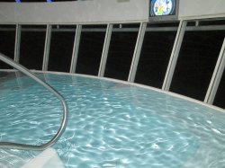 Cantilever Hot Tub picture