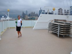 Norwegian Gem Freestyle Sun Deck picture