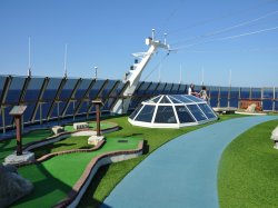 Carnival Miracle Mini Golf picture