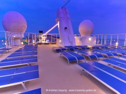 Norwegian Escape Freestyle Sun Deck picture