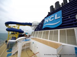 Norwegian Escape Aqua Racer picture