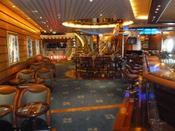 Independence of the Seas Schooner Bar picture