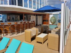 Norwegian Escape Vibe Beach Club picture