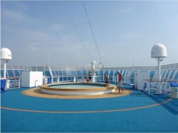 Coral Princess Splash Pool picture