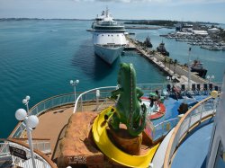 Norwegian Dawn Kids Pool picture