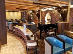 Harmony of the Seas Schooner Bar picture