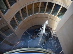 Norwegian Dawn Grand Atrium picture